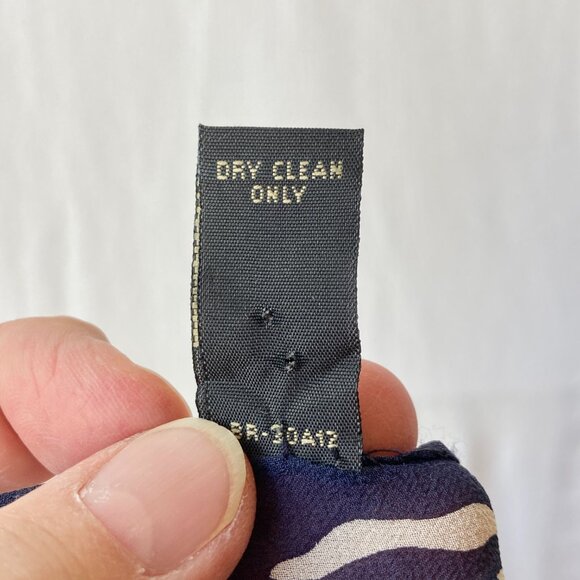 Vintage Banana Republic Italian Silk Womens Scarf Zebra Print Square Blue White - Picture 10 of 11